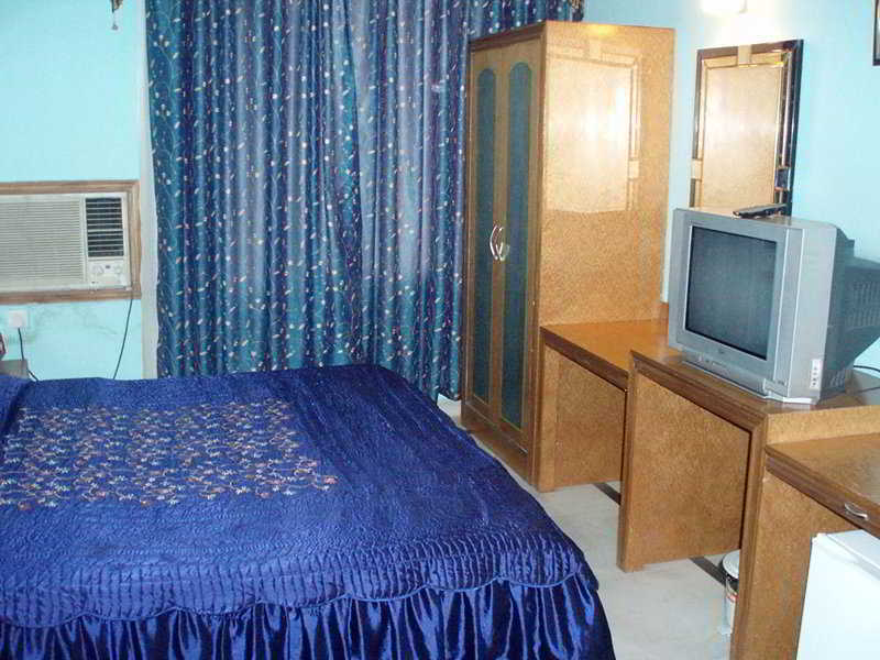 Fabhotel Ashu Palace Karol Bagh Delhi Szoba fotó