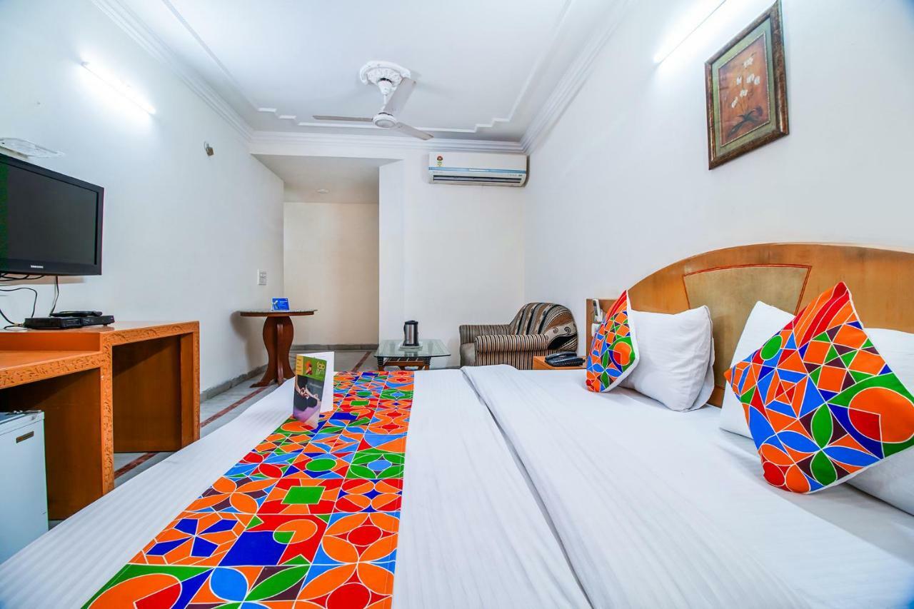 Fabhotel Ashu Palace Karol Bagh Delhi Kültér fotó